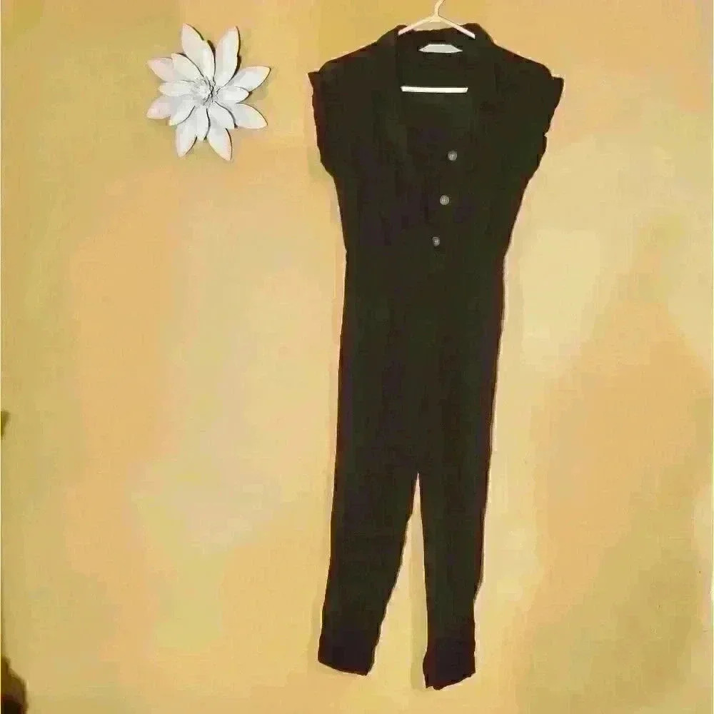 Urban kids black pant suit short sleeve  US 14/16
